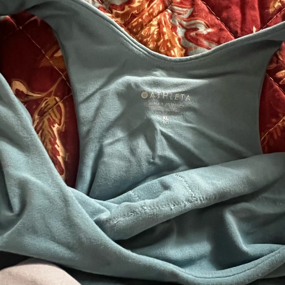 Athleta Bundle of Conscious Crop Sports Bras—Size XL D/DD - Picture 2 of 4